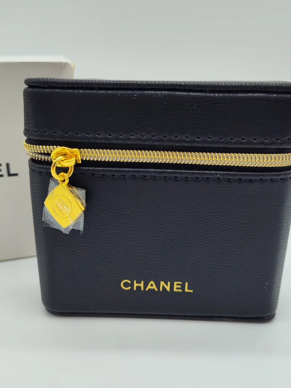 CHANEL MAKEUP PROMO Black Lipstick Case Storage Organizer Mirror Gold Zip NIB